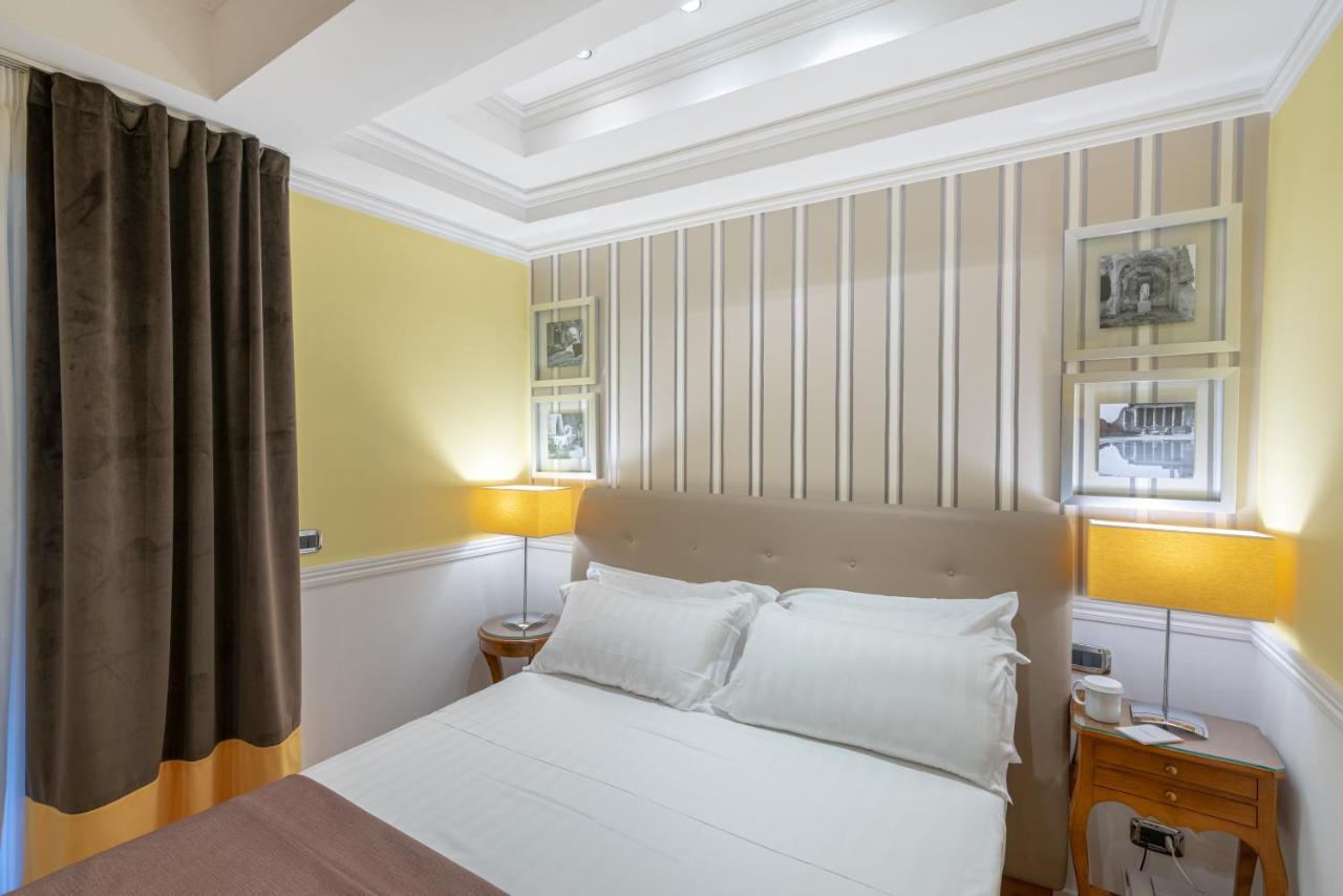 Palazzo Turchini 4* Napoli