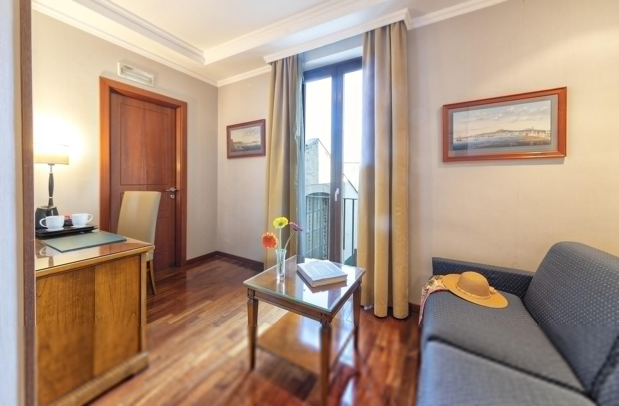 Palazzo Turchini 4* Neapel